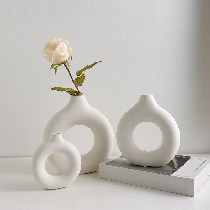 Imitation Ceramic Pure White Donut Vase