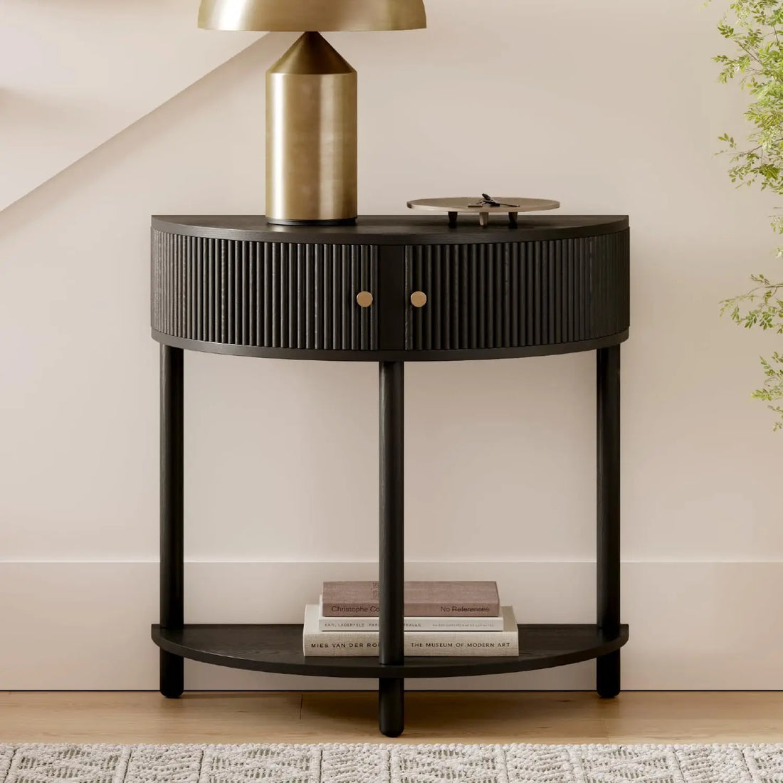 Fluted Half Moon Console Table – Small Entry Table for Modern Living Rooms