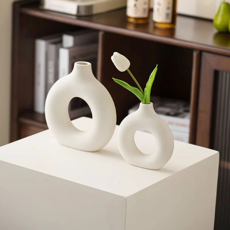 Imitation Ceramic Pure White Donut Vase