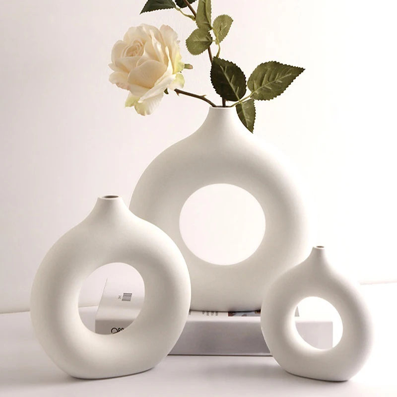 Imitation Ceramic Pure White Donut Vase