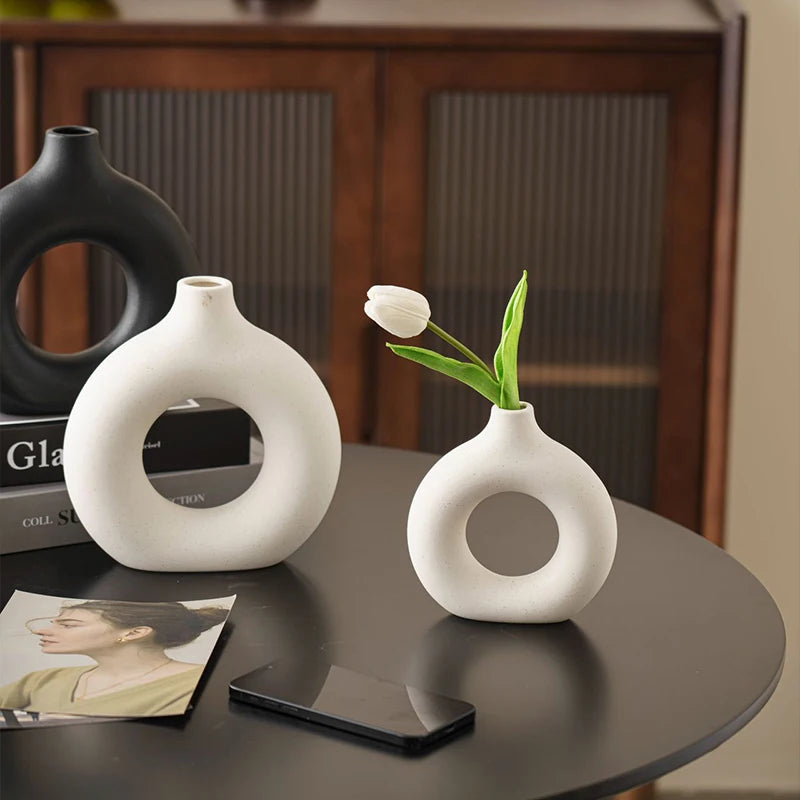 Imitation Ceramic Pure White Donut Vase