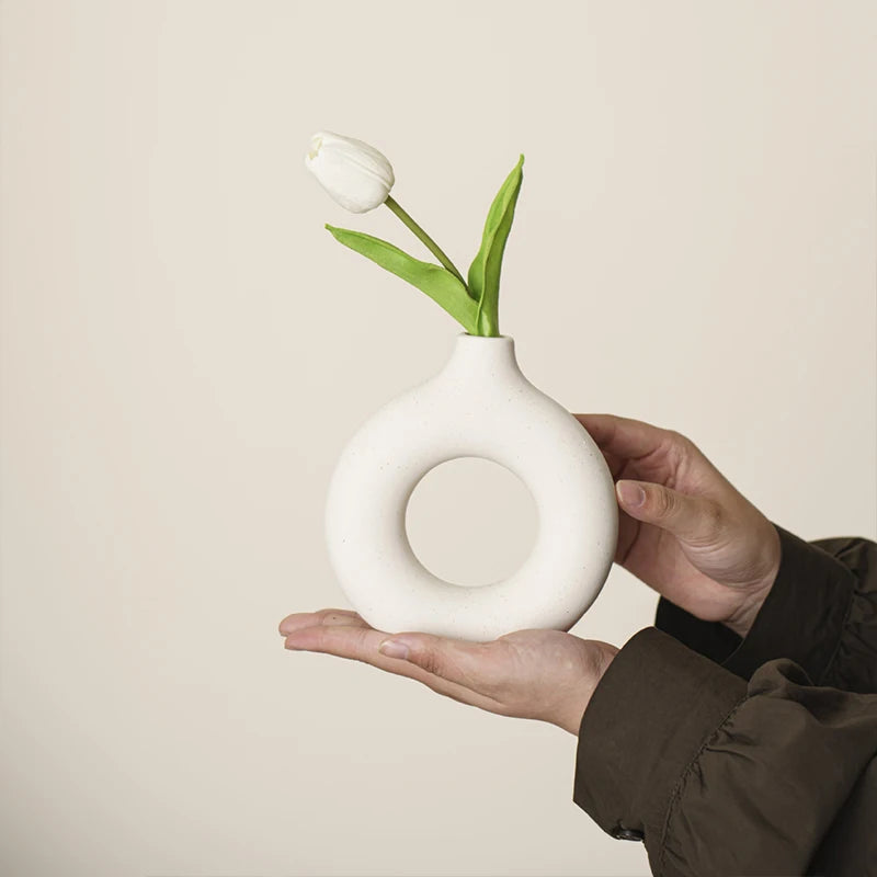 Imitation Ceramic Pure White Donut Vase