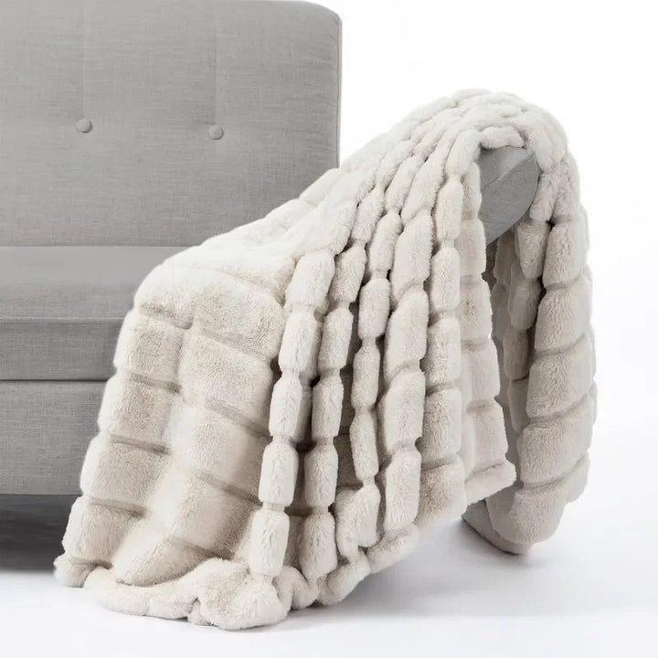 Faux Fur Throw Blanket for Couch, Soft Plush Winter Blanket, Beige 50*60 Inches